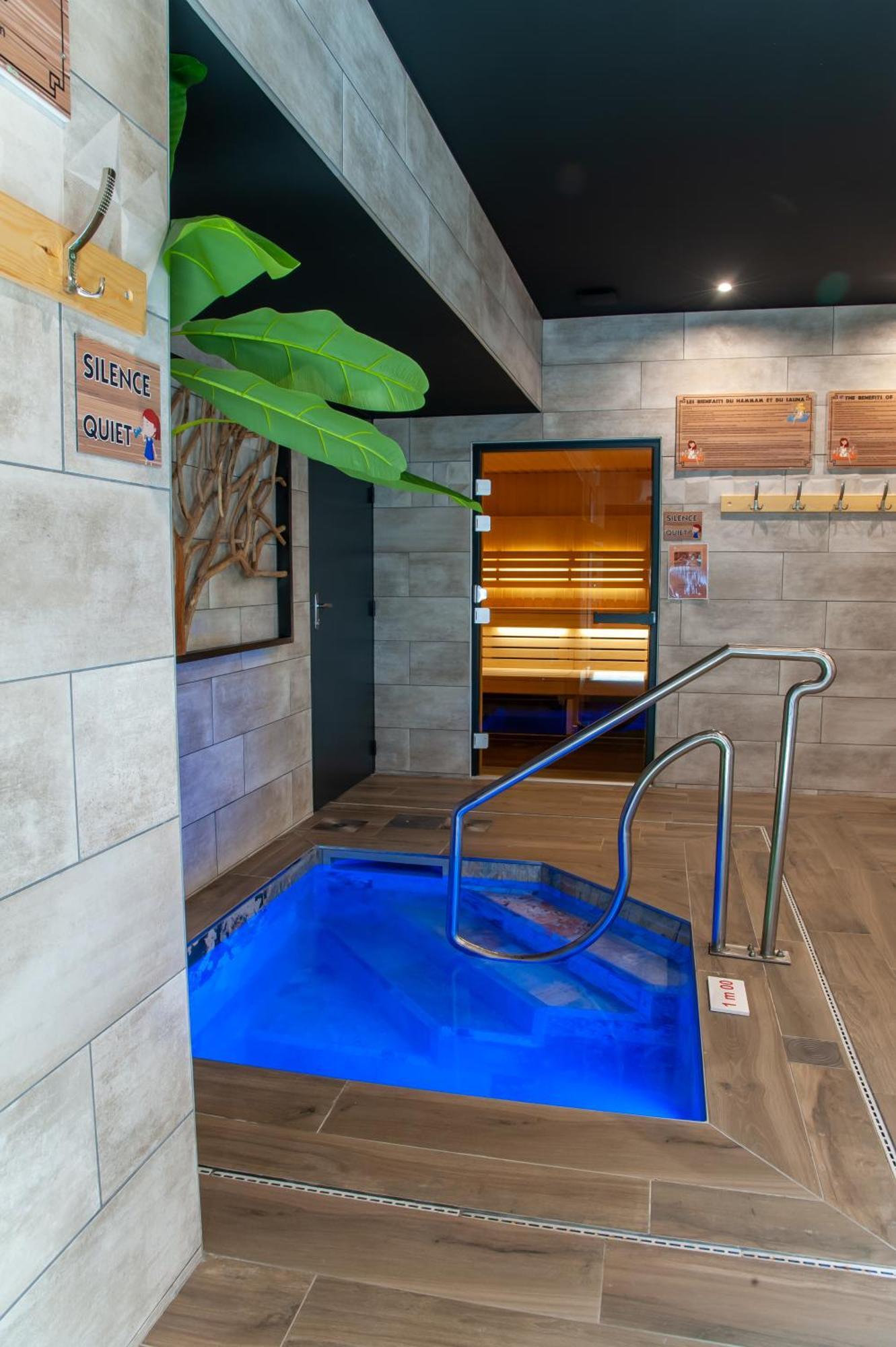 Camping & Spa Cap Soleil Vias Ngoại thất bức ảnh